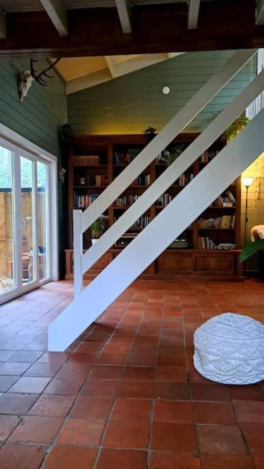 Comfortable Chalet In A Unique Location In Forest Essen Buitenkant foto